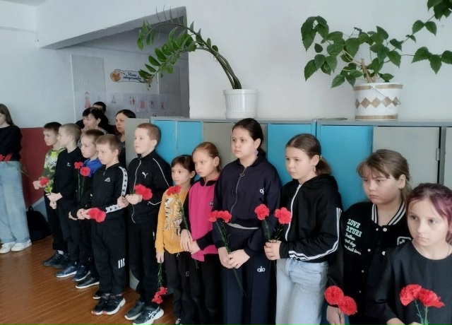 "Открытие Уголка памяти".