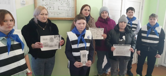 ЮНЫЕ ИНСПЕКТОРЫ ДВИЖЕНИЯ.